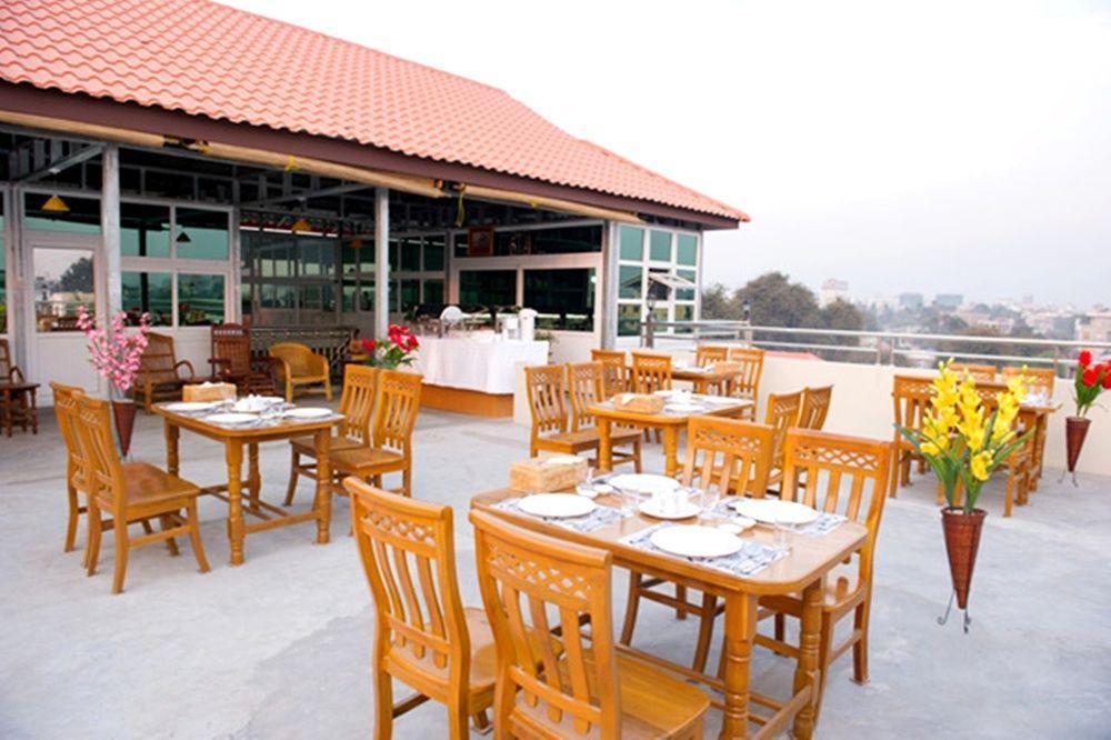 Golden Dream Hotel Mandalay Exterior photo