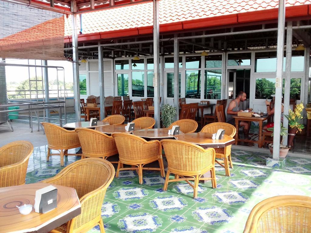 Golden Dream Hotel Mandalay Exterior photo