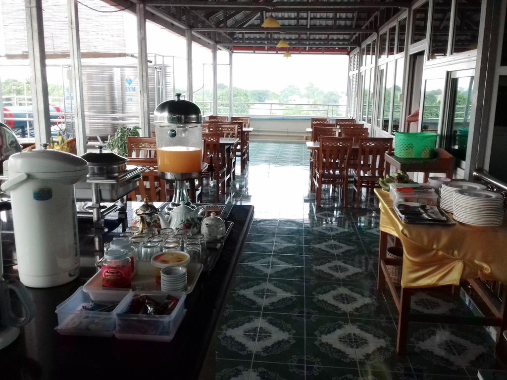 Golden Dream Hotel Mandalay Exterior photo