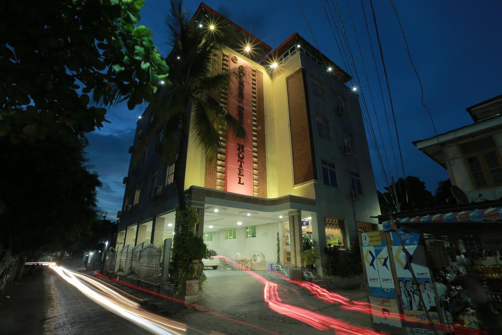 Golden Dream Hotel Mandalay Exterior photo